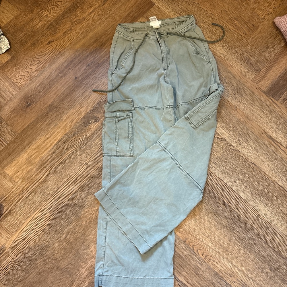 Garage Woman’s Cargo Pants - Light Gray